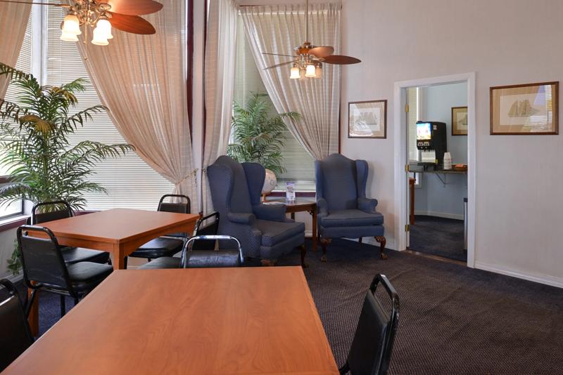 ABVI_CarsonCityNV_Lobby_Tables - 7A4258B3-B6F6-439A-B3C4E513C9EF3D80