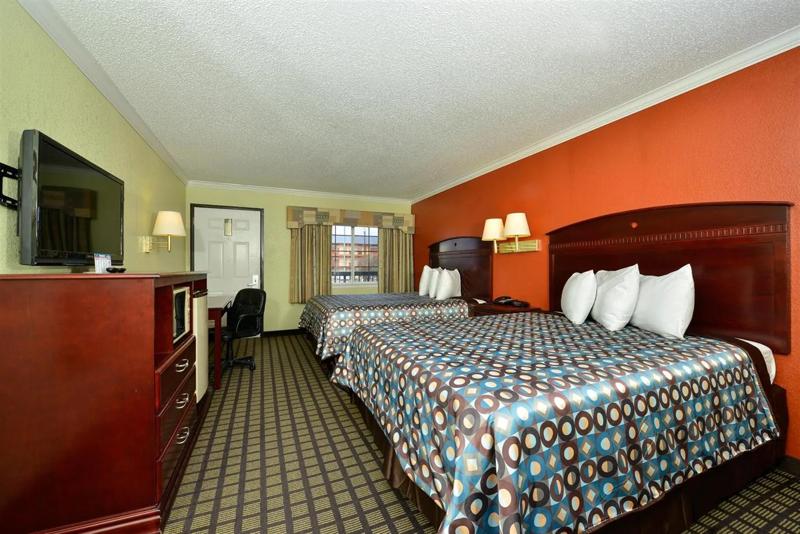 ABVI_FtWorthTX_GuestRooms_Two Queens_Beds - 7C4605C1-03E6-4FFF-92C10133DDC12A51