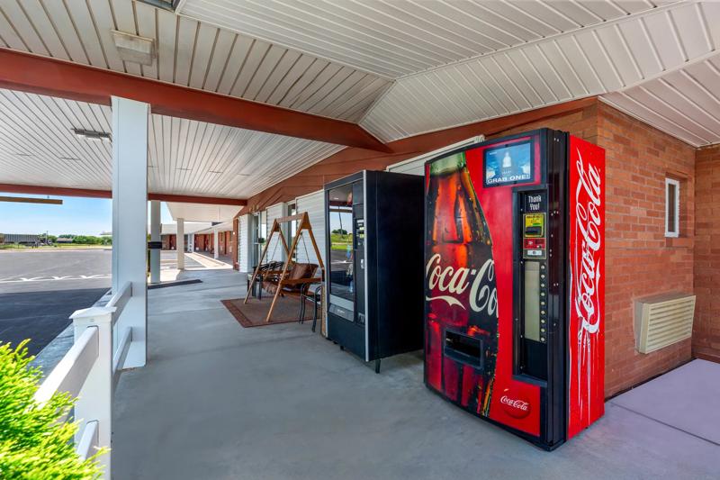 ABVI_BellevilleKS_Amenities_Vending - 7E56C3D7-9BE5-411C-928112B6BE4D572D