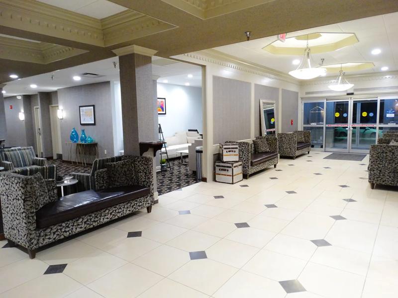 SEH_OverlandPark_Lobby - 7E6554F0-A0B0-49D4-AD540E46D3CB395E
