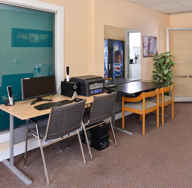 CBVI_Whitecourt_AB0018_BusinessCenter - 7EC5C70D-B9AC-4E19-A74AA7573B79C5AC