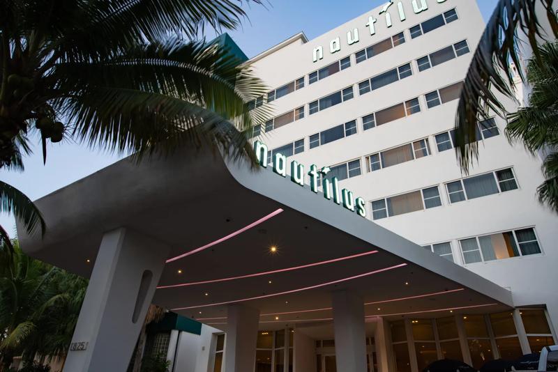Hotel near Miami International Airport (MIA)