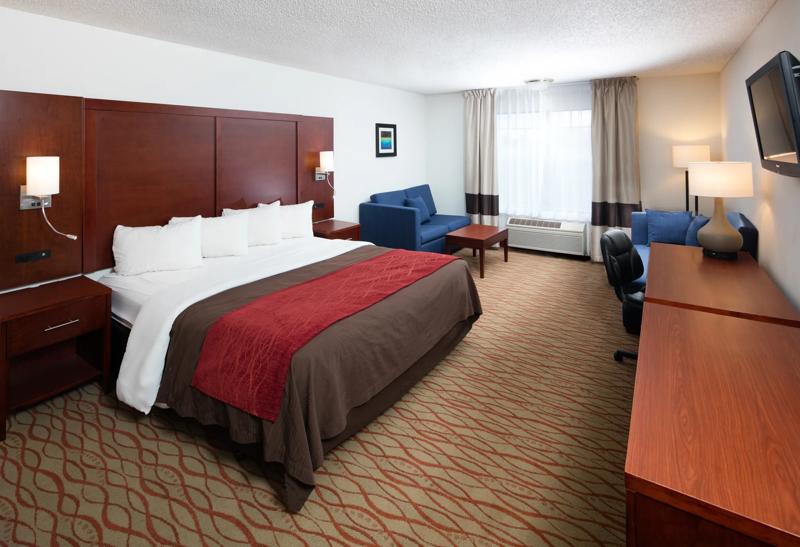 RLIS_Auburn_Guest Room - 7F800EEF-07C1-4C28-980708C8A4A71949