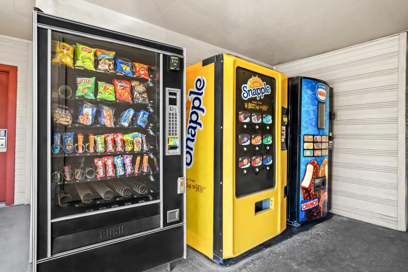 ABVI_MidlothianCedarHill_TX1548-Vending-1 - 806E01BA-1B2A-4AC7-9944CFB8BF5977EC