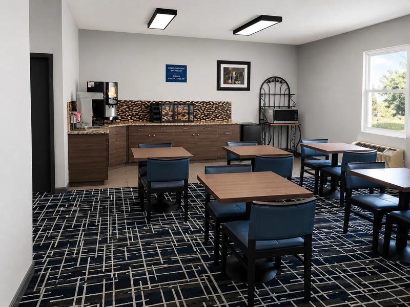 ABVI_KnoxvilleDowntownNorth_TN4481_Breakfast-area