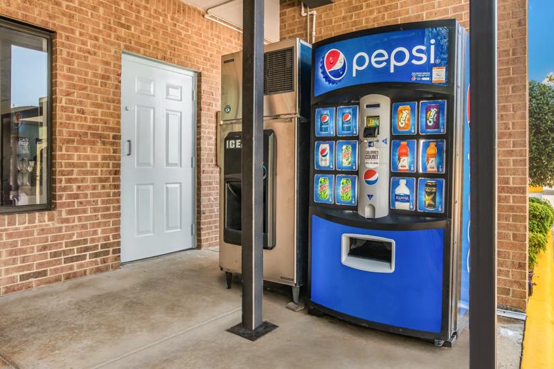 ABVI_StockbridgeGA_Amenities_Vending - 880255AB-9C6B-4101-AB110E08027F8A49