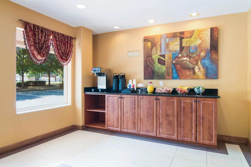 ABVI_MabletonAtlantaGA_Dining_Breakfast Area_Buffet - 889DEE95-BD62-4966-871C075538C09A1C
