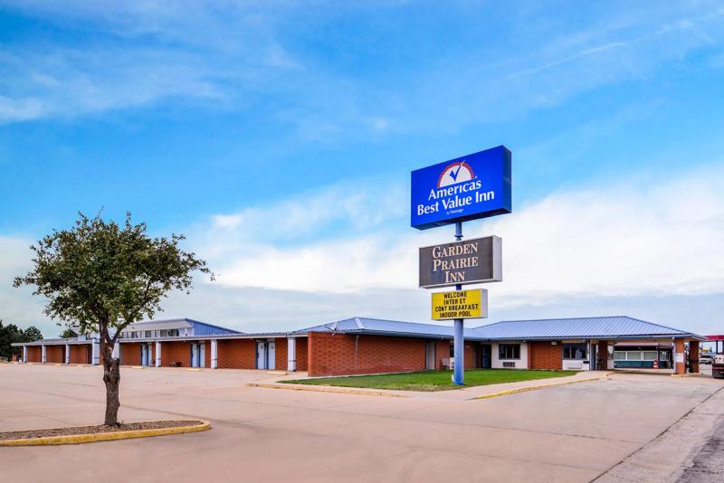 ABVI_EllsworthKS_Exterior_Front_Sign - 91404048-47C1-4882-BEC6570984EA1F6B