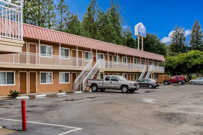 ABVI_UkiahCA_Exterior_Parking - 940D1C6D-73A7-4B84-B5754E58012712C1