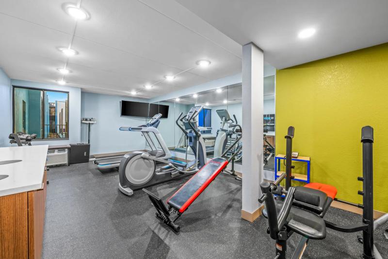 SEL_Statesville_NC6207-FitnessCenter-Pano - 9568FC15-58A4-4F29-9EDF2FDC550CB38F