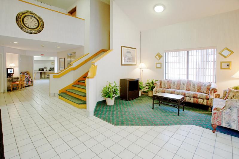 ABVI_AddisonDallasTX_Lobby_Lounge - 971D2954-7F75-40EF-91A978DA0D430436