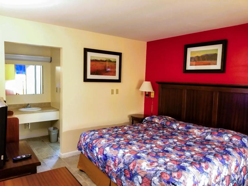 ABVI_ArkansasCityKS_GuestRooms_King_Room - 974042AB-4683-47D7-812ED75818E83991