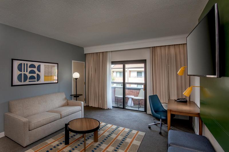 In-Room Amenities at Sonesta Select Boston Foxborough Mansfield