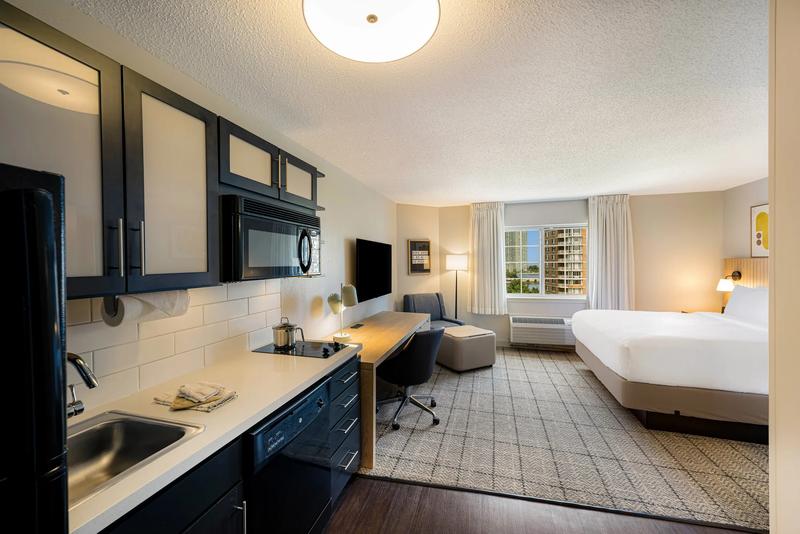 In-Room Amenities at Sonesta Simply Suites Jersey City