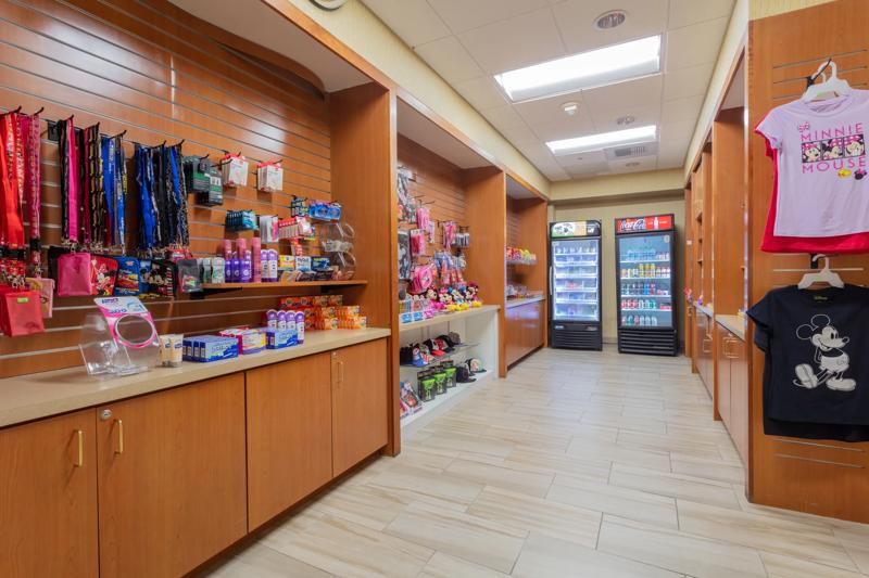 SHR_AnaheimResortArea_Amenity_GiftShop - 9805B3A2-7C10-4158-AE03A92F5DCC1C8E