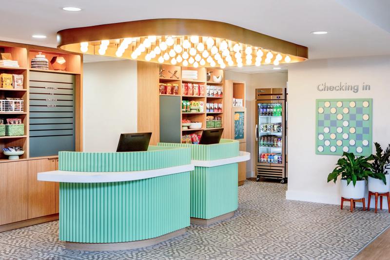 SEL_BostonFoxborough_Lobby_Front Desk - 99510D10-E21C-4B9F-9E4E1391A162B075