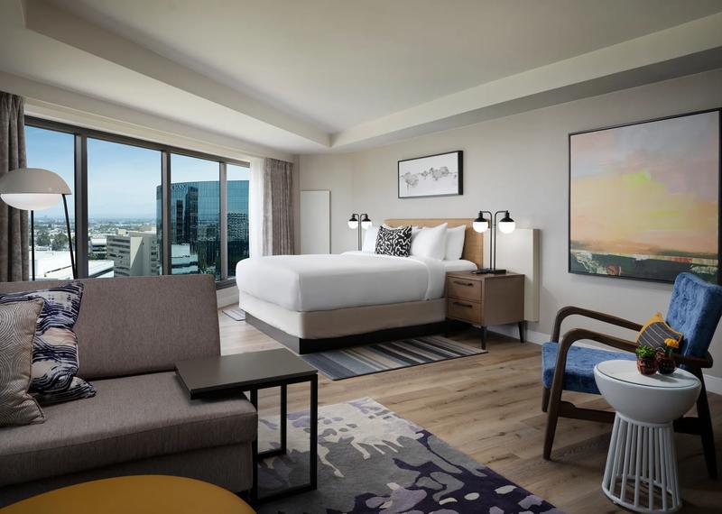 SHR_Irvine_GuestRoom_Corner-King-Studio-Wide - 997DFC4F-048E-4423-B0B4BBA94D66D0BB