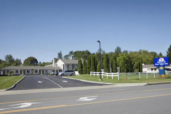 ABVI_AlbanyEastGreenbush_Exterior_Drive Up - 9A3432A8-9F0F-4F07-BBE7696BC7AD3C9F
