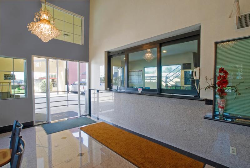 ABVI_AzusaPasadenaCA_Lobby_Front Desk - 9AD077D4-7B1F-429E-81E8916A2E0A3BBD