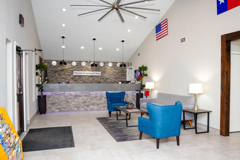 ABVI_HarlingenTX_Lobby_Seating - 9B11B371-4345-467E-BC0D3F34B96DA0F1