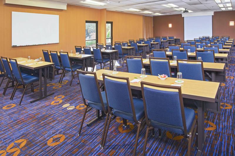 SEL_CharlotteUniversityResearchPark_Meeting_ClassroomSetUp - 9C48B4EF-B6D2-4C45-9EF34000CB0B8BDE