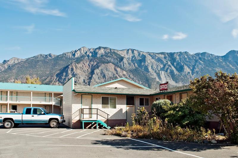 CBVI_Mile0_BC1651_Front_Exterior - 9D16788A-D4B5-42FD-92936309BC21E169