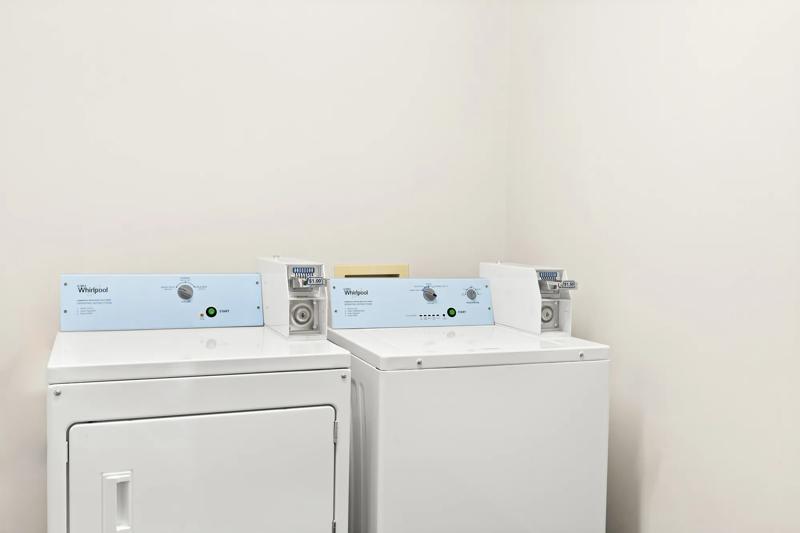SEH_Savannah_laundry - 9D9866A4-5E40-4EF0-8F04BE168B5CD997