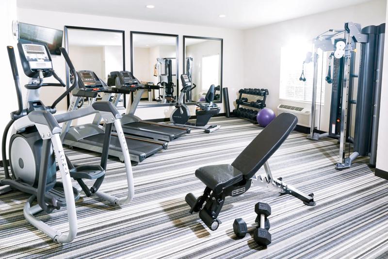 SIM_SiliconValley-SantaClara_Amenities_Fitness Center - 9FAF2450-4DAF-4181-B3BF9BBD1516D8FD