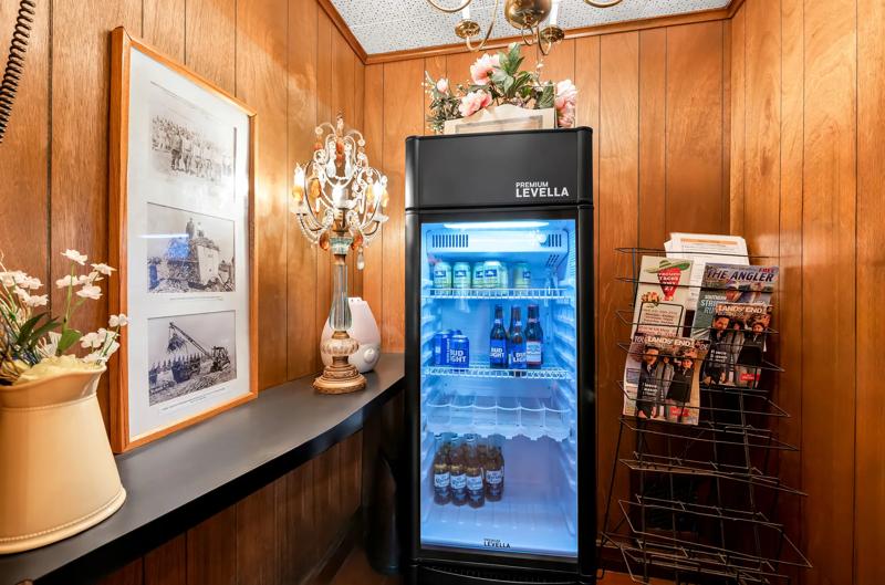 ABVI_HistoricClewistonInnFL_Amenities_Market - A08A6103-C626-47AA-9B2D800370959E94