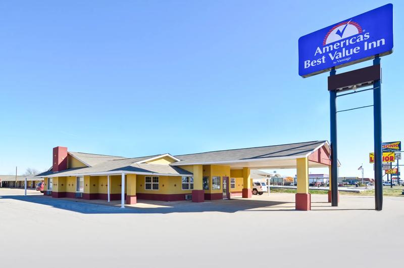 ABVI_PaulsValleyOK_Exterior_Front_Sign - A0C3258F-EA2A-4FE1-9B974CF761FA2960