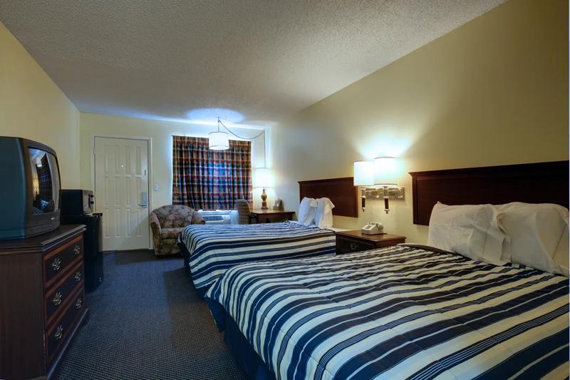 ABVI_ComancheTX_GuestRooms_Two Doubles_Room - A12AFCC3-8460-4CFC-BD04CF740C6963BF