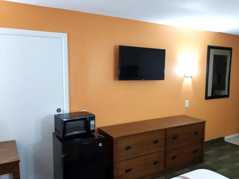 ABVI_Marshall_TX1688_Guest Room Amenities - A1A7EBF6-F3AA-4D25-979ABDA41A4637D9