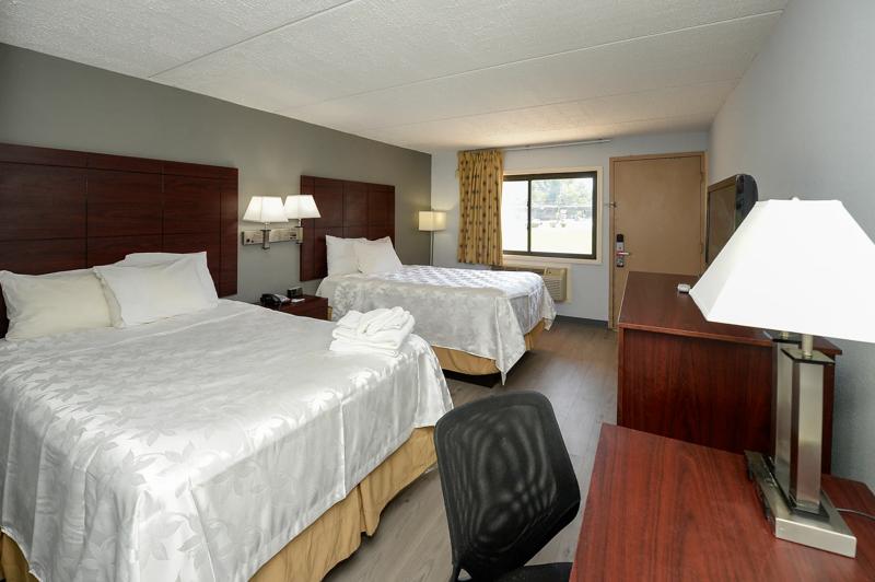 ABVI_CentalValleyNY_GuestRooms_Two Doubles_Room - A23C45BC-0CB6-47A0-836E58CA9E442A2D