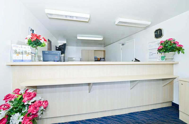 ABVI_BattleCreekMI_Lobby_Front Desk - A293B9ED-9716-4C69-B8A81E9DB52ED245