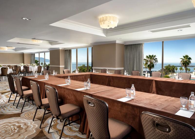 SHR_RedondoBeach_Meetings_Promenade_UShape