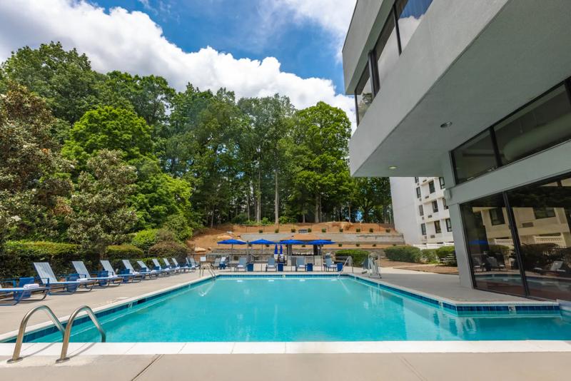 SHR_CharlotteLowerSouthEnd_Amenity_Pool_1
