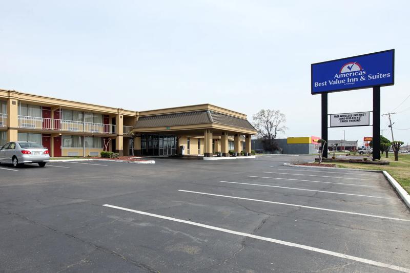 ABVI_GreenvilleMS_Exterior_Front_Sign - A468194B-0C26-45B0-BE07F73D20AA7EC0