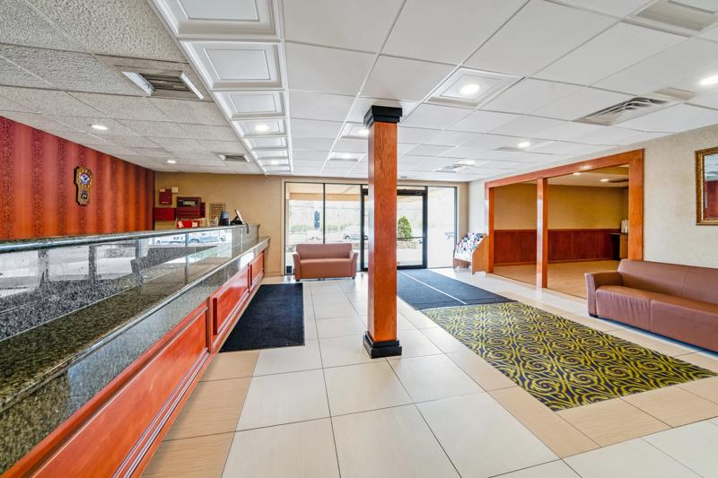 ABVI_FoxboroMA_Lobby_Walkway - A8DD039C-9809-422F-91FE939D3E7C77F1