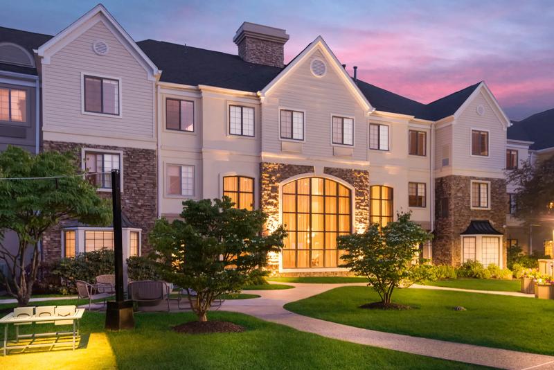 SES_Andover_Exterior_TheYard_Twilight - A8FF2AD5-81D3-419A-9194FB02935E188F