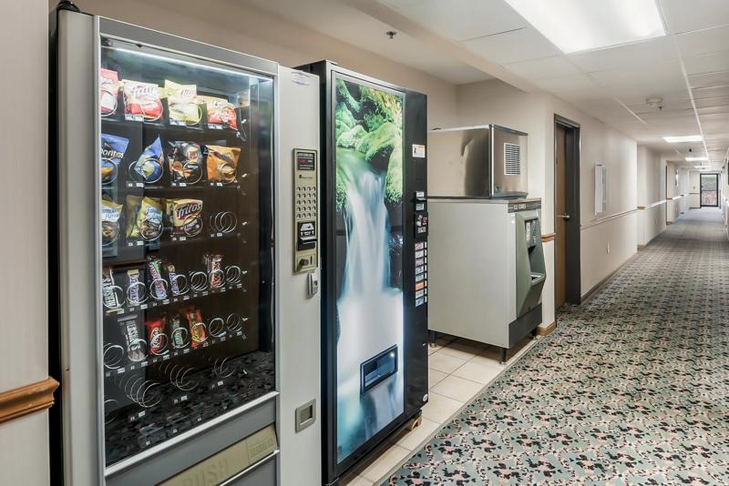 ABVI_WenonaIL_Amenities_Vending - AA6BDEF3-E8BE-4C00-AB0841E31DC9F1F6