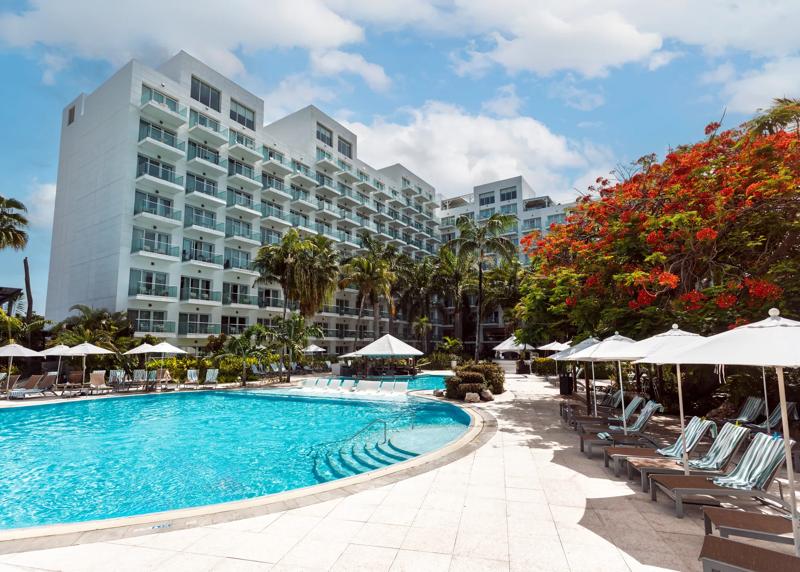 SHR_MahoBeach_Exterior-Pools-Oasis-11