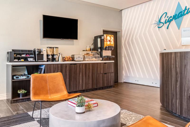 SIG_SanFrancisco_Lobby_5 - AF3AF33C-BF9E-44DD-9E901F48BCBF9055