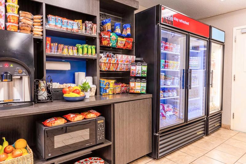 SIM_Albuquerque_Amenities_The Market - B1FCE118-364D-4F06-8387620A3364C9A2