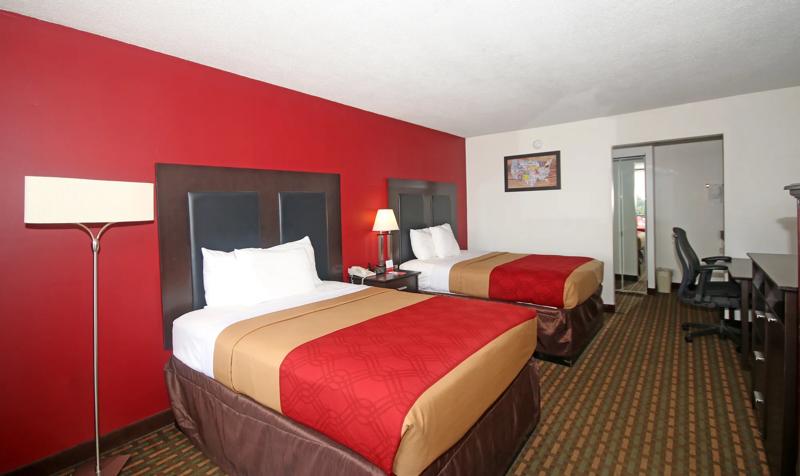 ABVI_PilotMountainNC_GuestRooms_Two Doubles_Room - B2478A29-4800-4DC1-AB9268073195B1DD