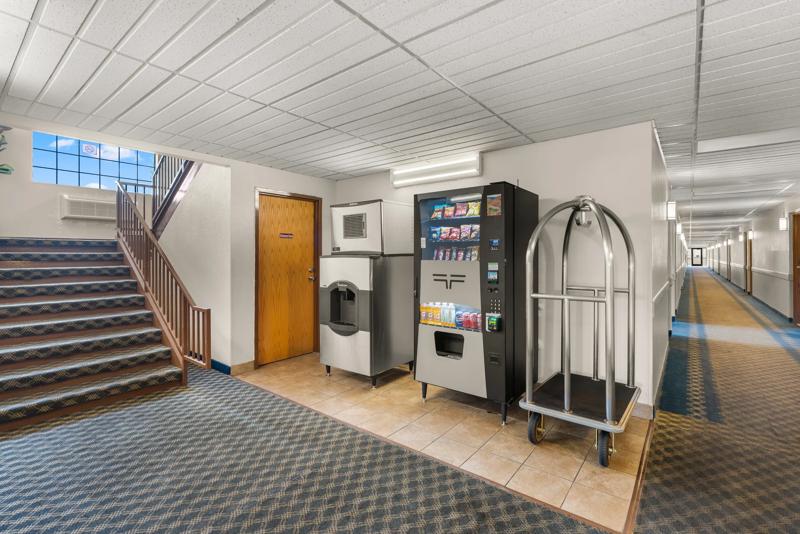 ABVI_PrescottValleyAZ_Amenities_Vending and Ice Machine - B26D016B-EC09-4296-9CF7469D38D7CC03