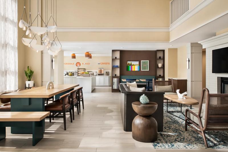 SES_TorontoMarkham_Lobby_Breakfast_Overall - B3A57283-F75F-4BF8-B1A2AAF6E329A816