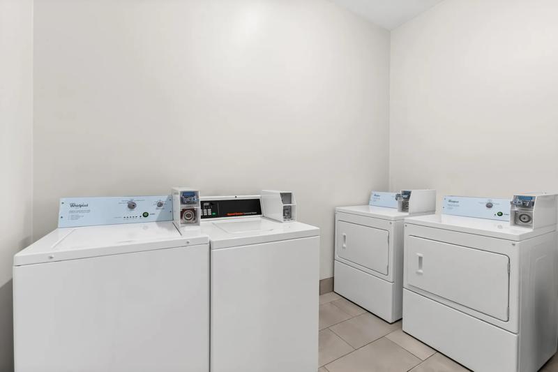 SEH_LaPorte_Laundry_1 - B3FA5358-3027-4302-B7B2132CED80C488