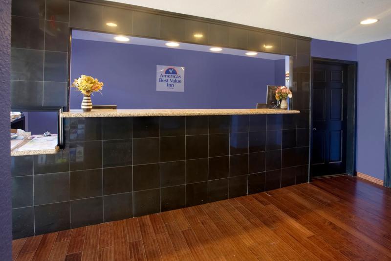 ABVI_Waco_TX1611_Lobby - B44F30F2-B2A6-4D28-BD71199EF0B1DD32