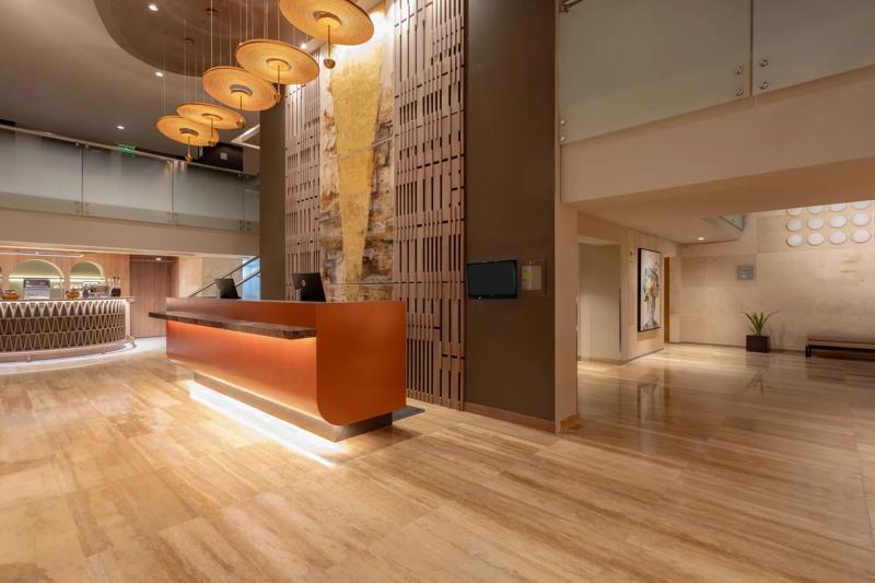 SHR_Miraflores_LobbyRecepcionSonMira - B526C804-6784-4DA9-970E1394A2DC0BBB
