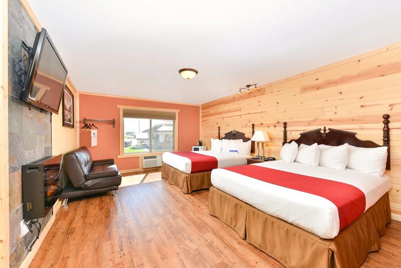 ABVI_WallSD_GuestRooms_Two Queens_Room - B67BFF13-F5E7-4A90-94B699056AC900F7